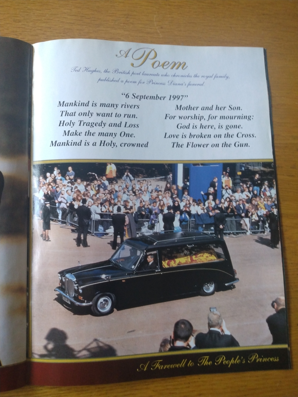 Diana: A Final Farewell - Commemorative Magazine (White, Yellow, Red) - Picture 12 of 15